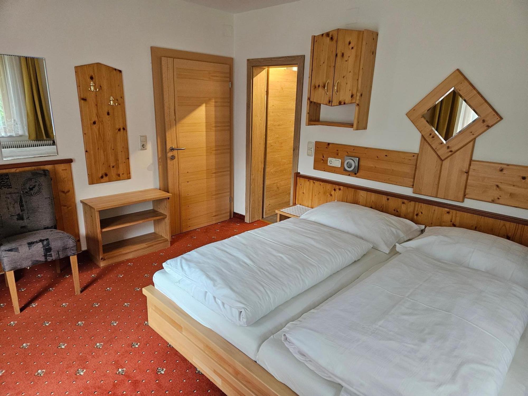Pension Appartement Ambrosi Heiligenblut am Großglockner Exterior foto