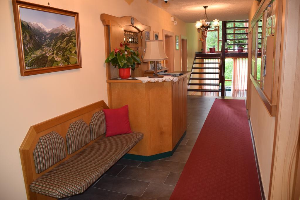Pension Appartement Ambrosi Heiligenblut am Großglockner Exterior foto